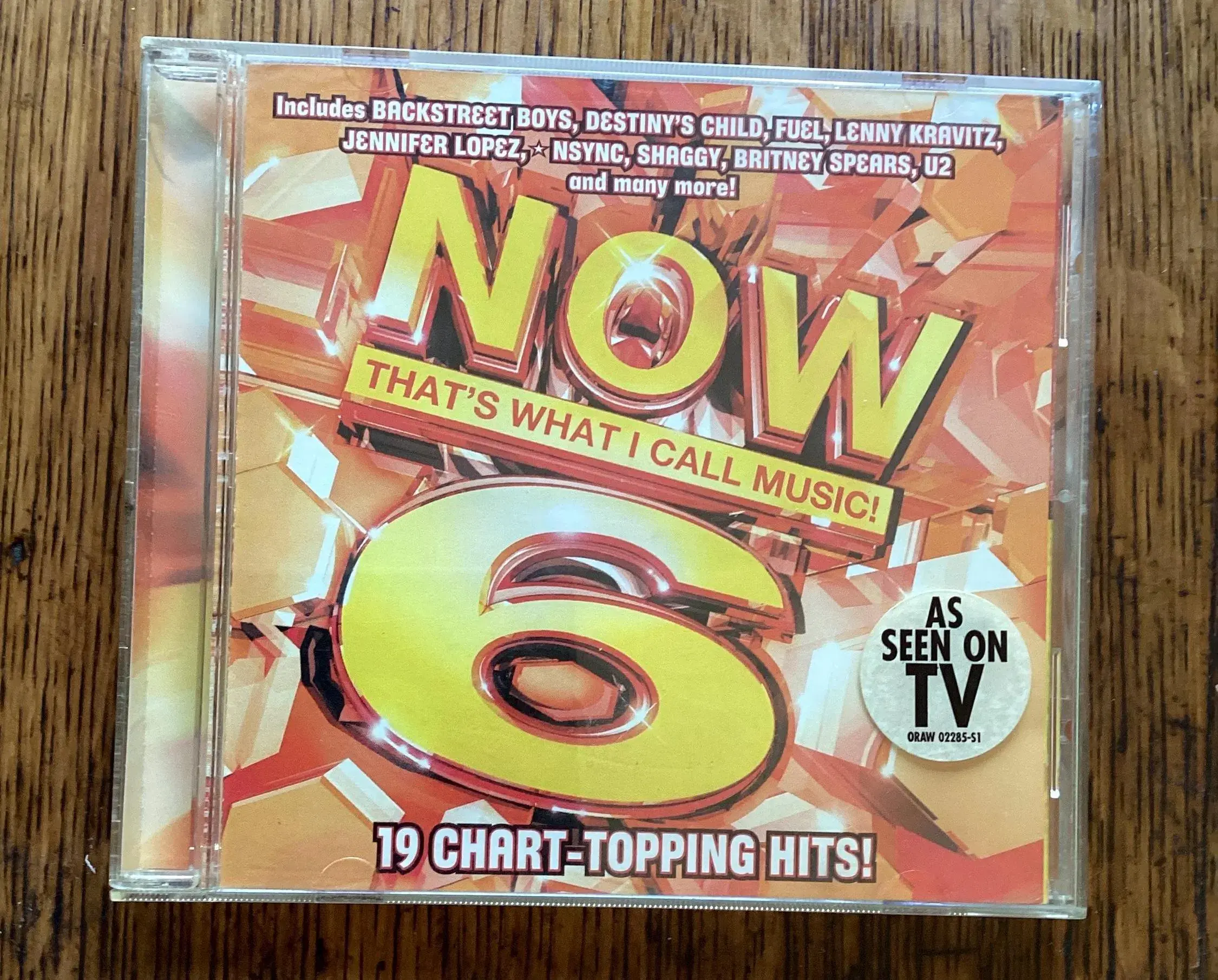 cd cover of now that's what i call music volume 6